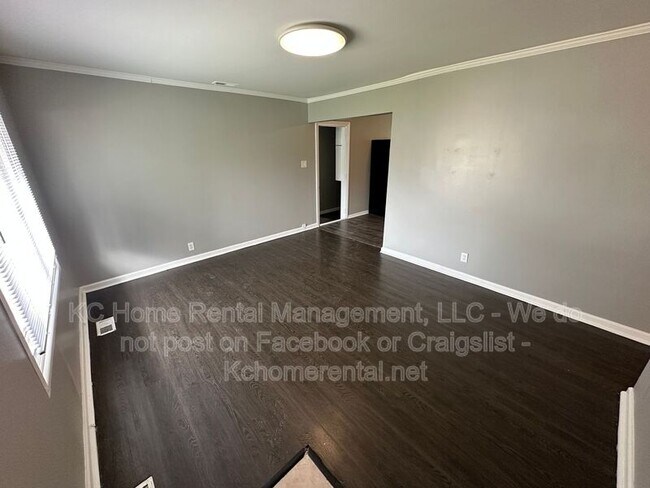 Building Photo - 15315 Fuller Ave