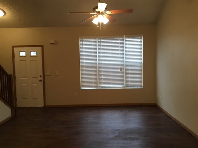 Building Photo - 113 Merriston Cir