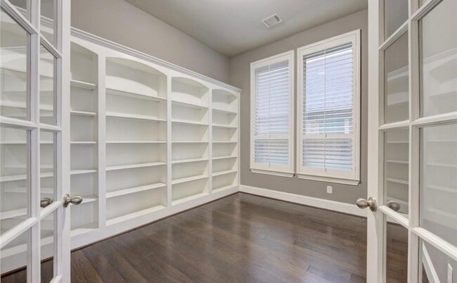 Building Photo - 29419 Wood Lily Dr