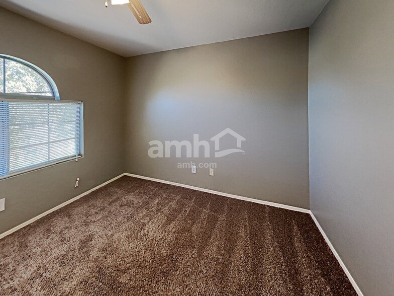 Building Photo - 14832 N 124th Ln