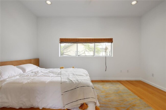 Building Photo - 508 E 53rd St