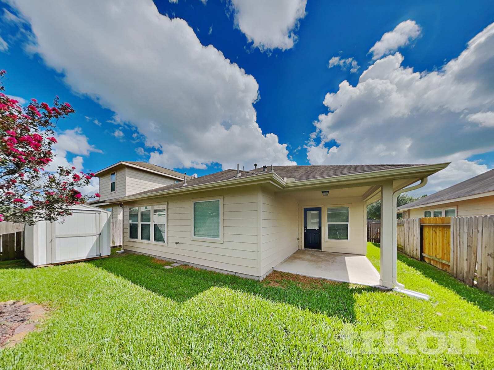 Building Photo - 715 Pequin Rd