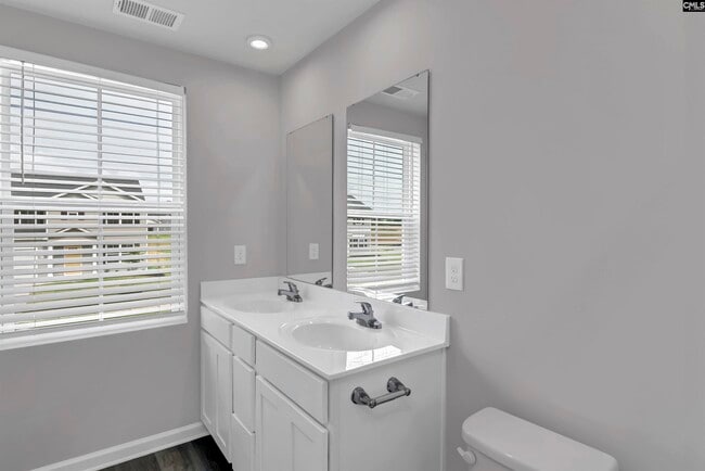 Building Photo - 3041 Blue Brook Ln