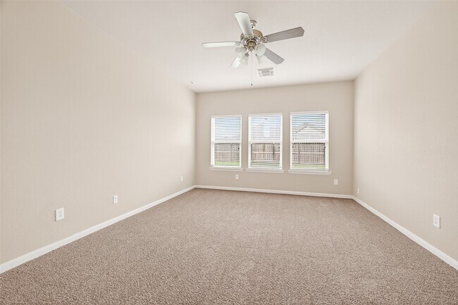 Building Photo - 21514 Venture Park Dr