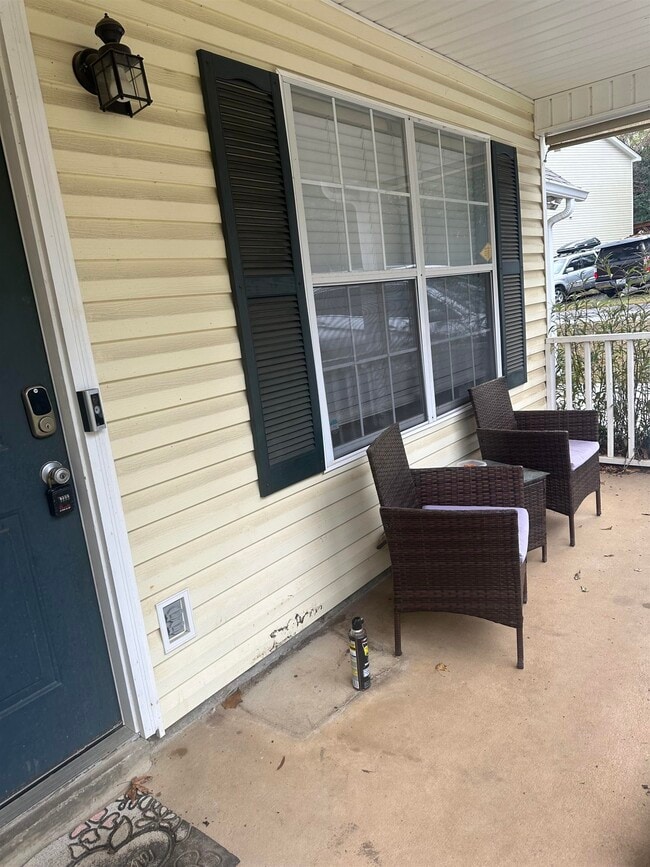 Building Photo - 3140 Camelliawood Cir W