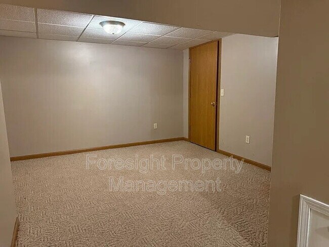 Building Photo - 8742 Firstgate Dr