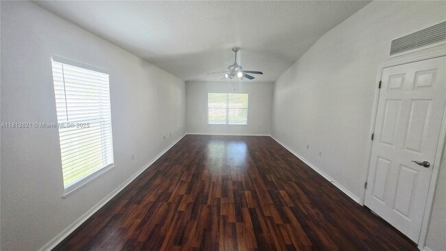 Building Photo - 3085 Mandolin Dr