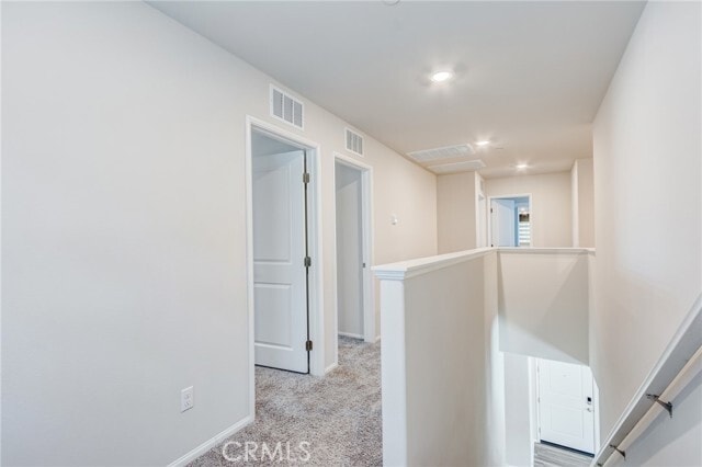 Building Photo - 36469 Shine Dr