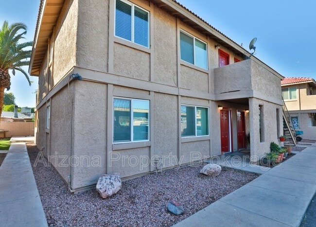 Building Photo - 603 W Rio Salado Pkwy