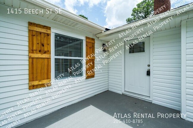 Building Photo - 1415 Beech St SE