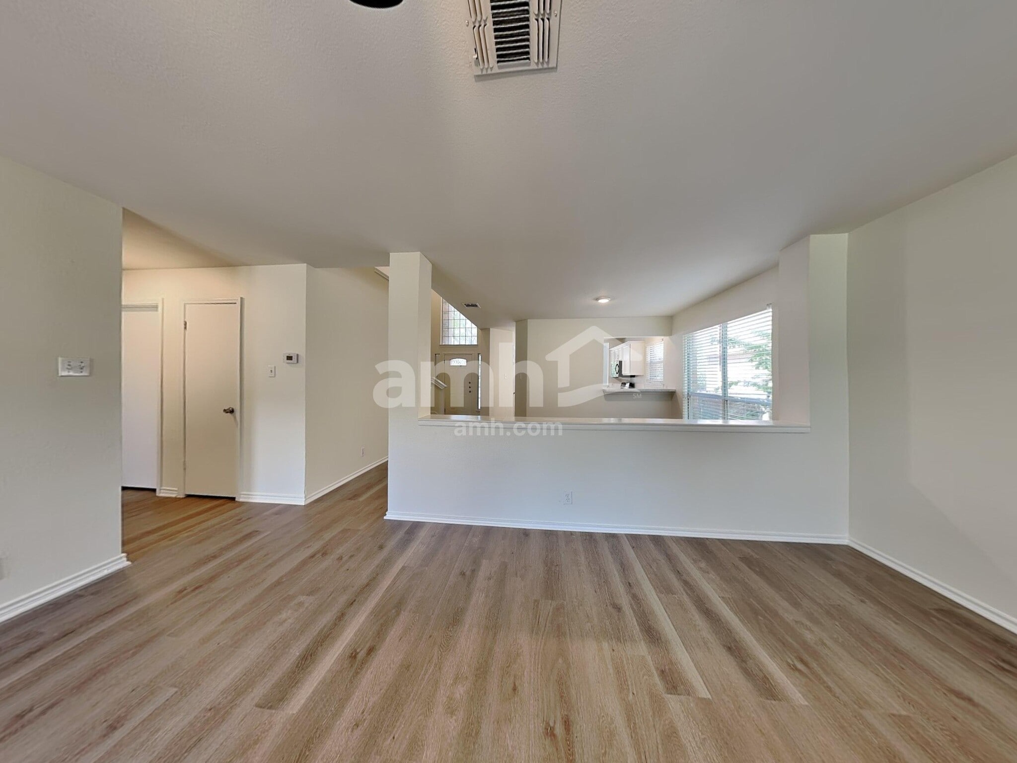 Building Photo - 2207 Southeastern Trl
