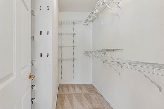 Building Photo - 3636 Habersham Rd NW
