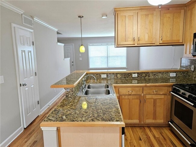 Building Photo - 2232 Dunseath Ave NW