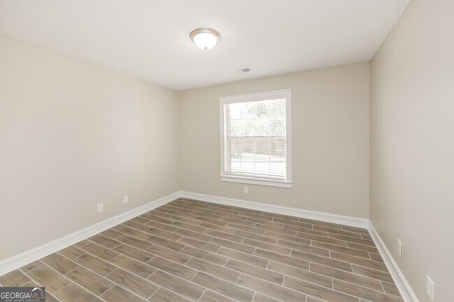 Building Photo - 40 Prestwick Dr