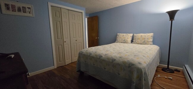 Building Photo - 2 bedroom ,1 bathroom unit at historic Rou...