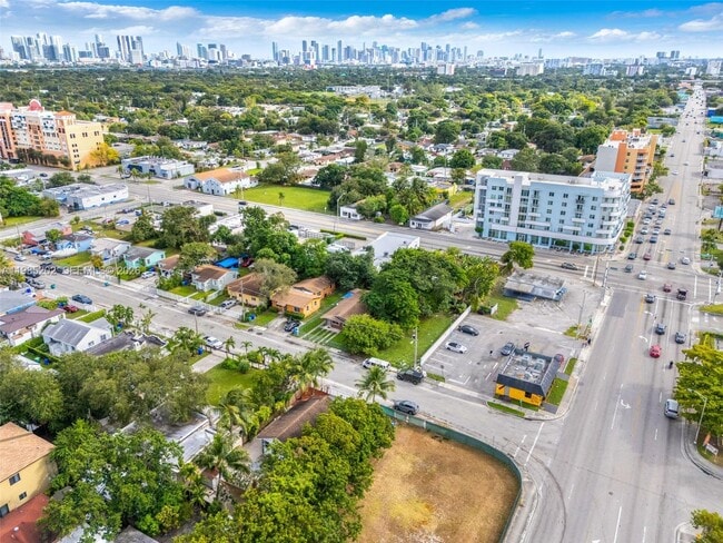 Building Photo - 1621 NW 55th St