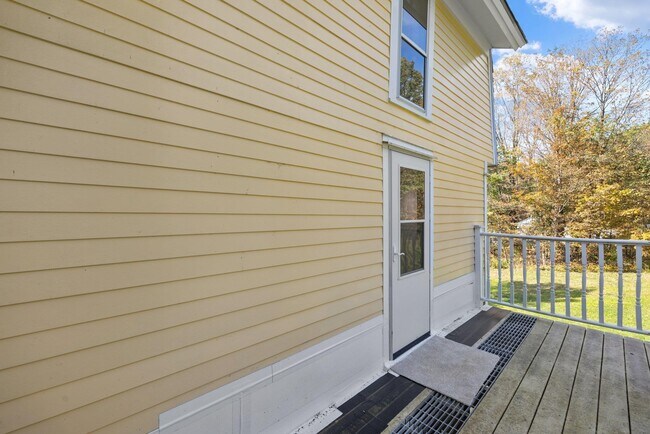 Building Photo - 24 Morrill Rd