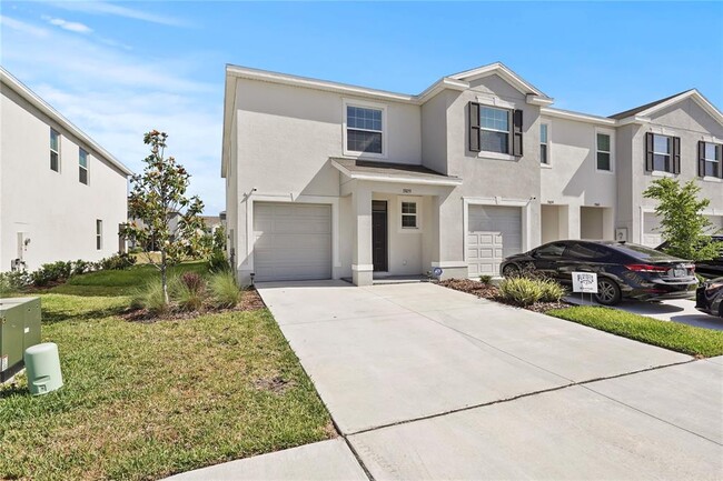 Primary Photo - 33055 Tulip Petal Ln