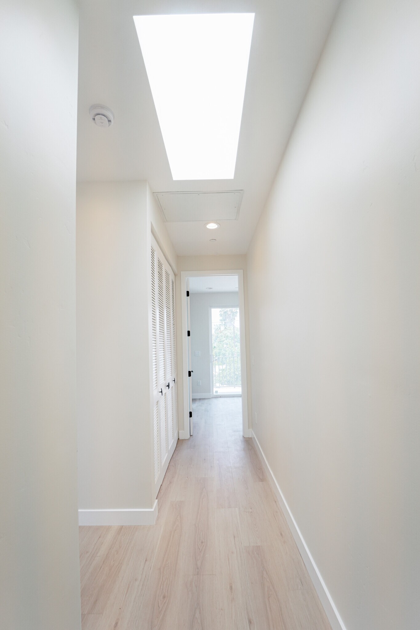 Building Photo - 630 N Juniper St