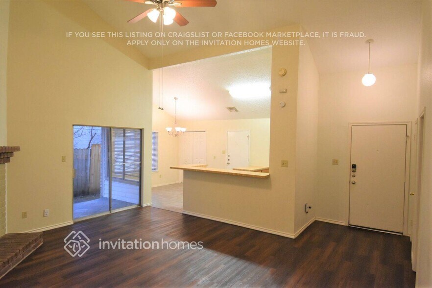 Building Photo - 2131 Goldspring Ln