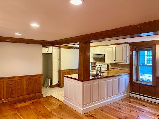 Building Photo - 39 Essex St