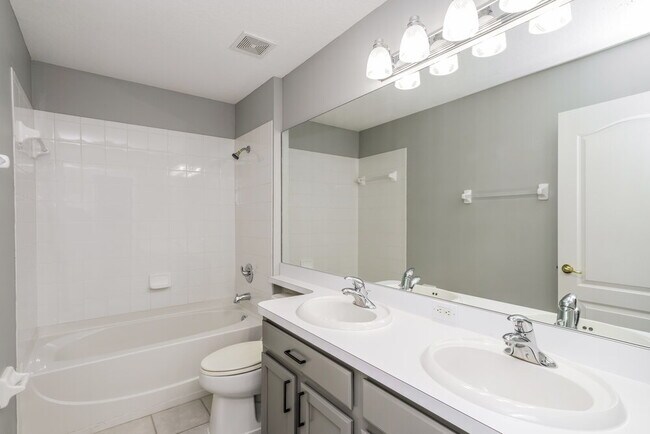 Building Photo - 1739 Sweetspire Dr
