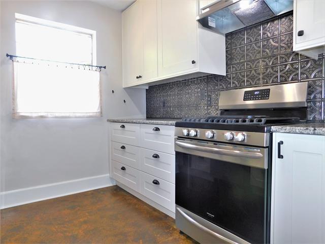 Building Photo - 2027 Bowling Green St