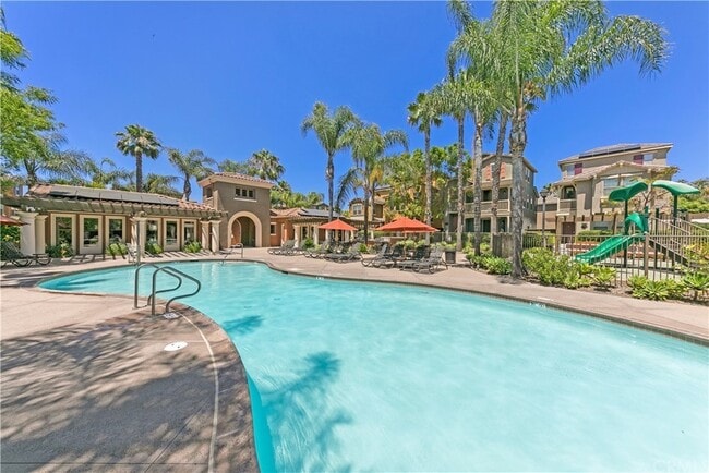 Building Photo - 1863 Hazel Ct