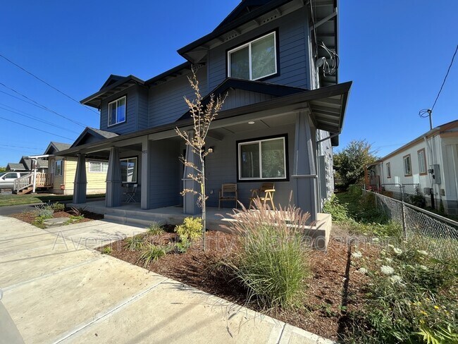 Building Photo - 931 Prospect St