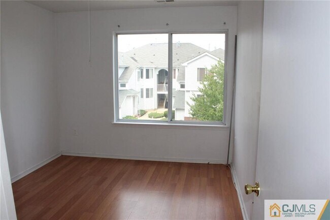 Building Photo - 2401 Jesse Way