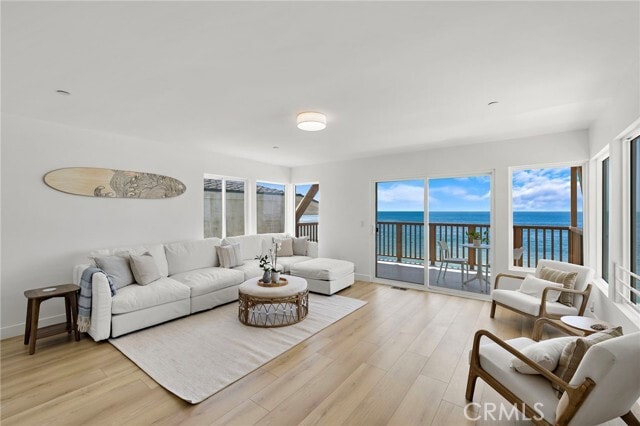 Building Photo - 1045 Gaviota Dr Unit B