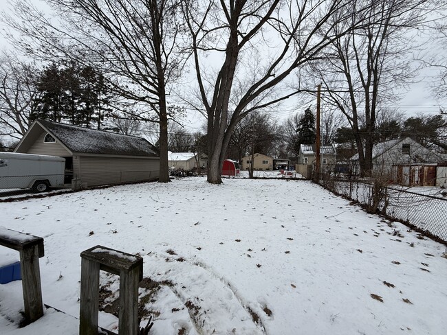 Building Photo - 13441 Harold Ave