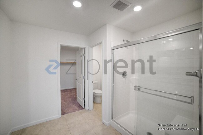 Building Photo - 12812 Herringbone Way