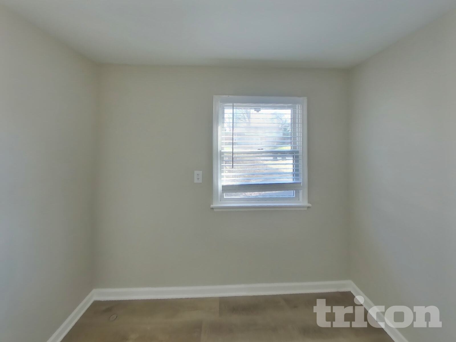 Building Photo - 33 Sioux Rd