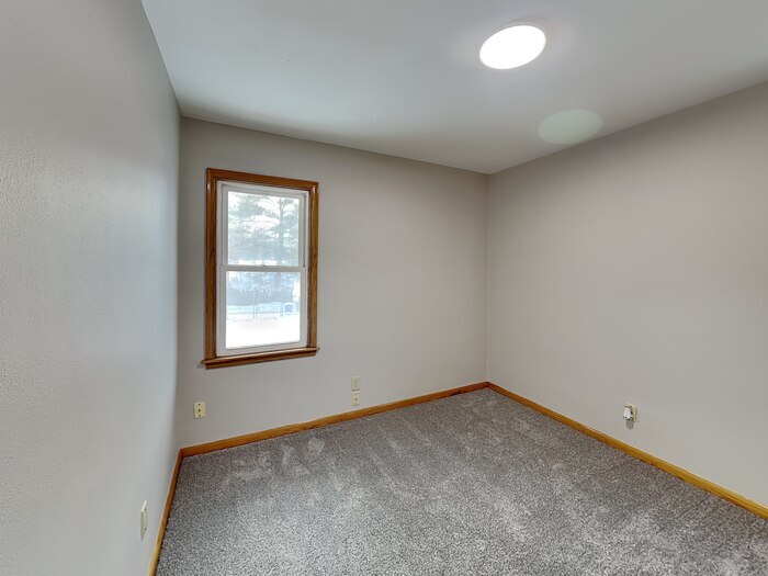 Building Photo - 2092 Bush Ave E