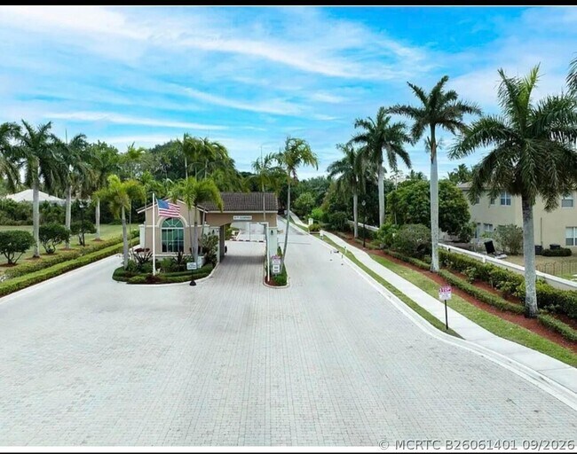 Building Photo - 4147 Meade Way