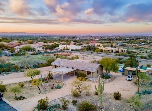 Building Photo - 1750 W Pearce Rd