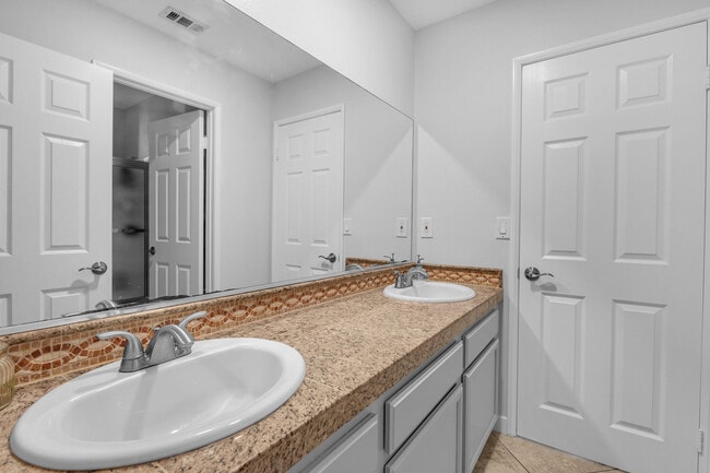 Building Photo - 82540 Lordsburg Dr