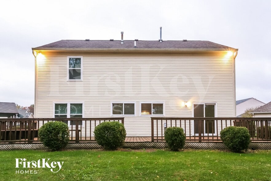 Building Photo - 16 Pondview Ct