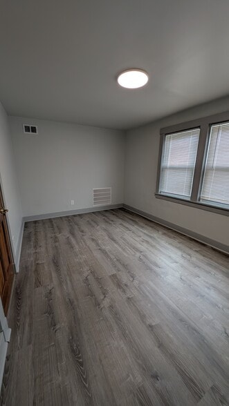 Bedroom 3 - 5414 2nd Ave