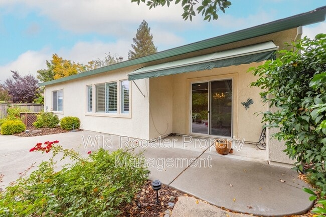 Building Photo - 2713 Robinson Creek Ln