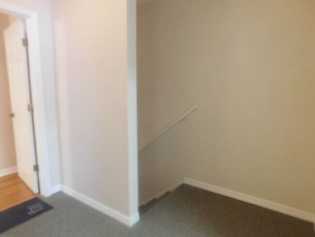 Building Photo - Charming 3-Bedroom Townhome in Winter Garden!