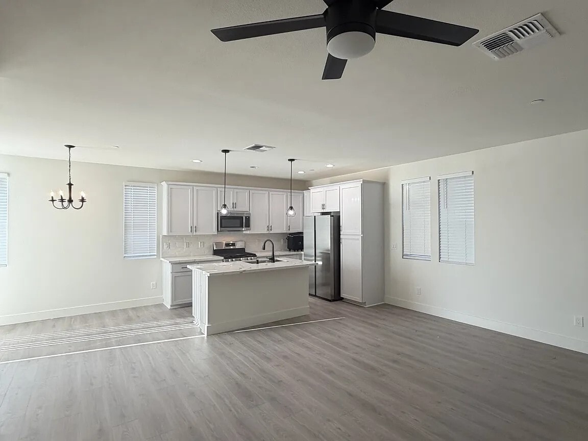 Building Photo - 4404 Redstart Ln