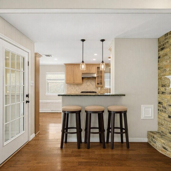 Building Photo - 6131 Yarwell Dr