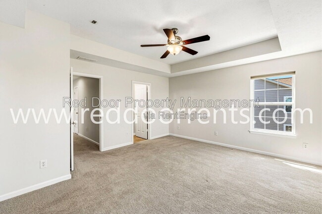 Building Photo - 13340 E Golden Gate Dr