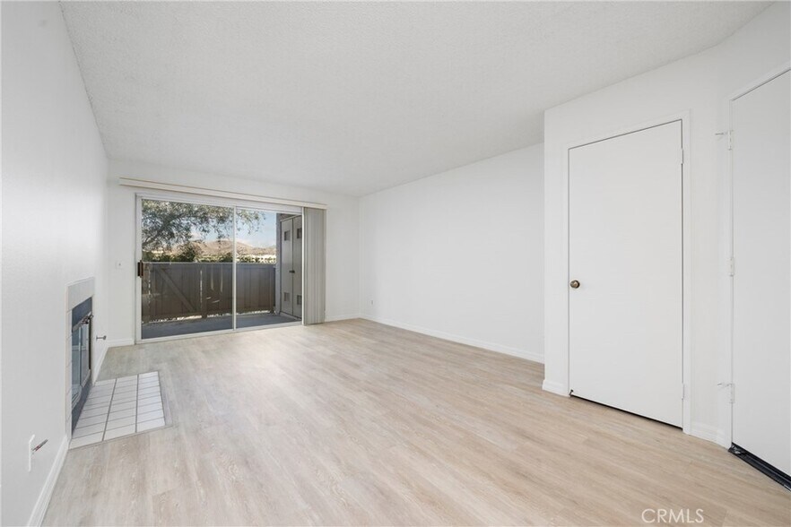 Building Photo - 26342 Forest Ridge Dr
