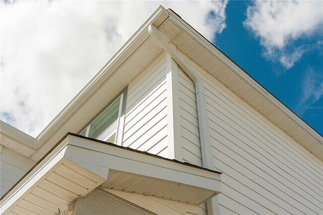 Building Photo - 387 Crossings Ave