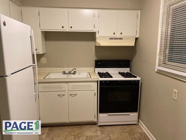 Building Photo - 7812 Venus St