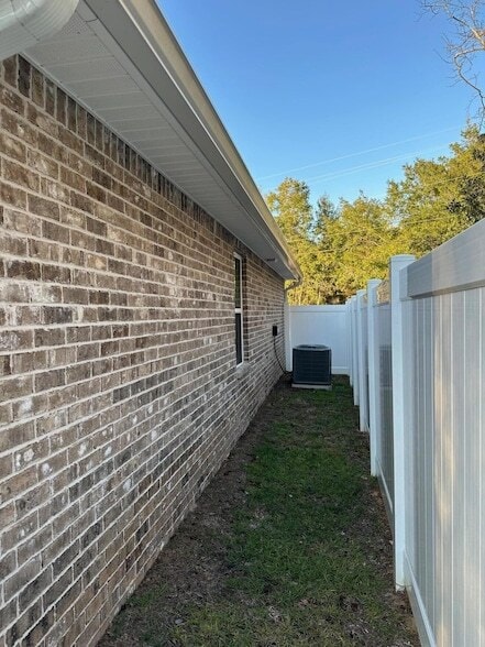 Building Photo - 7299 Gordon Evans Rd