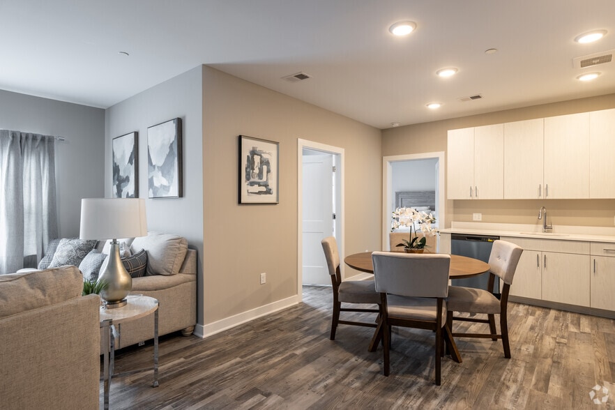 Brentwood Park Apartments 850 Hamilton St Somerset NJ 08873